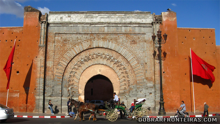 Porta de Bab Aganou, uma das mais bonitas de Marraquexe