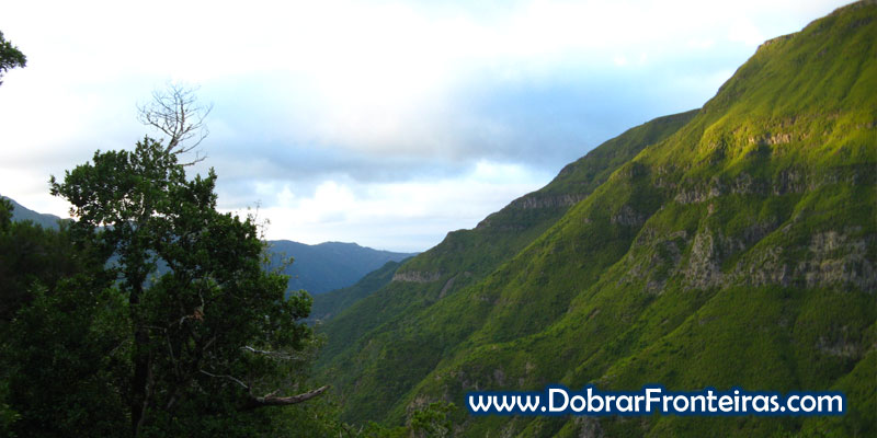 ribeira-janela-madeira-vale