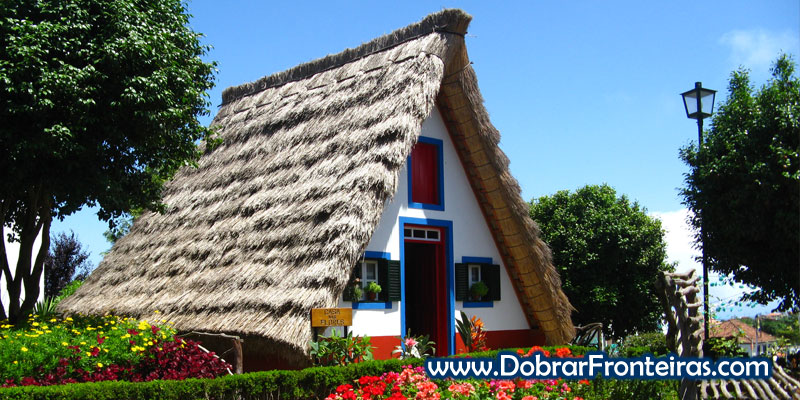 Lindíssima casa típica da ilha da Madeira em Santana