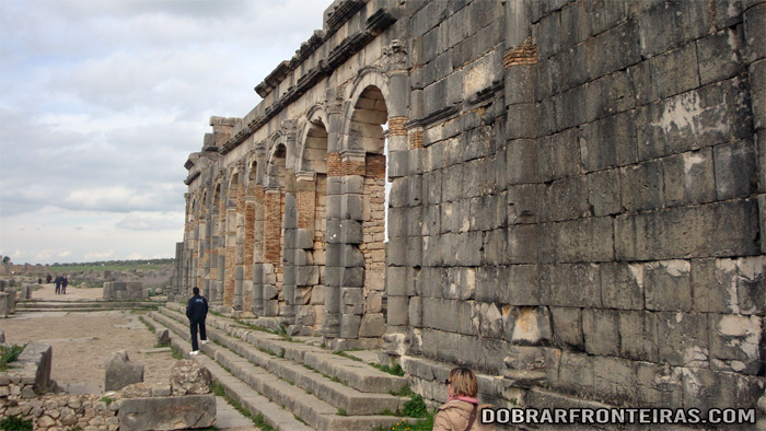 Ruínas romanas de Volubilis, património da humanidade em Marrocos