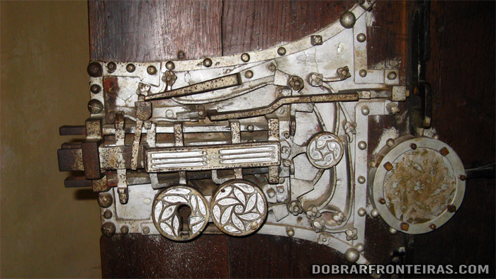 Fechadura avançada na igreja de Biertan, Roménia