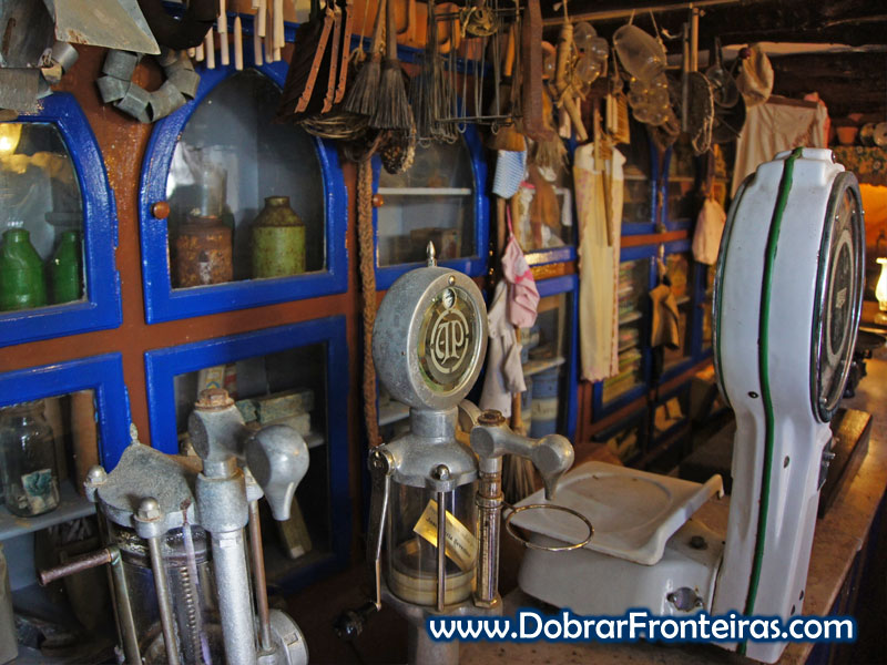 Mercearia na aldeia típica José Franco, Sobreiro, Mafra