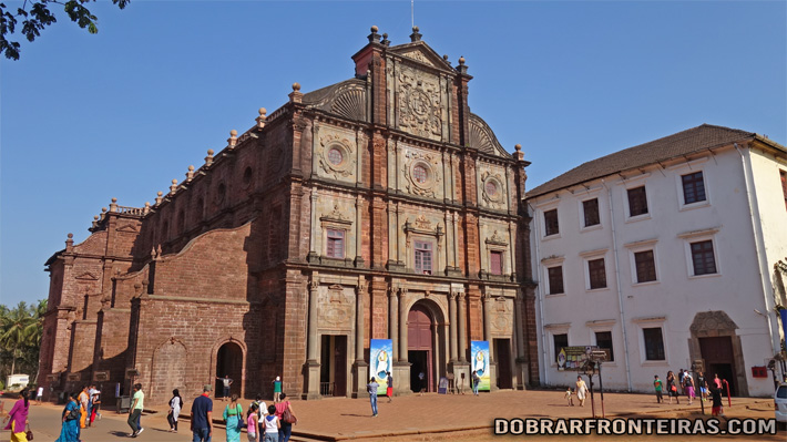 Basílica do Bom Jesus em Goa, Índia