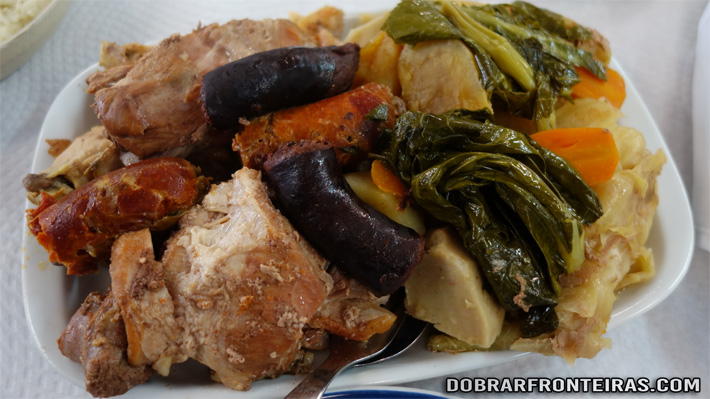 O cozido das Furnas já servido e pronto a comer no Tony's