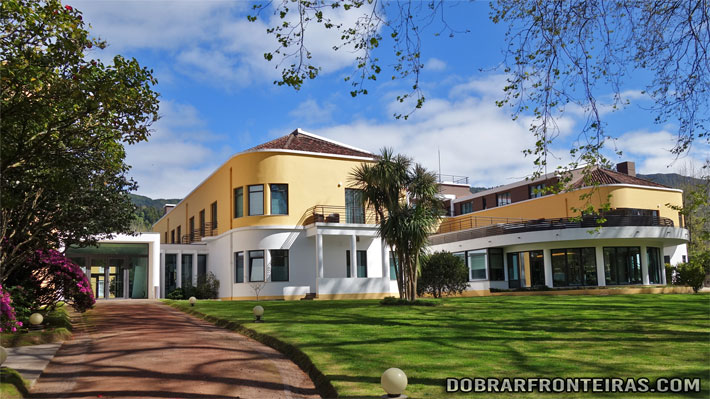 Jardins do hotel Terra Nostra, no acesso ao Parque