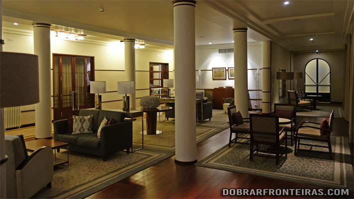 Sala no interior do hotel Terra Nostra