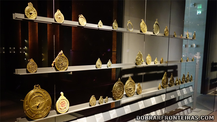 Astrolábios no museu de arte islâmica de Doha