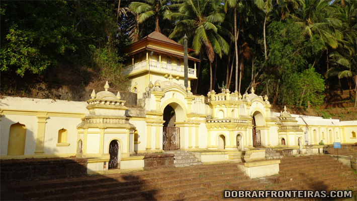 Templo de Laxmi Narasimha em Veling, Goa