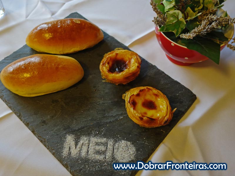 pequeno almoço no MEIO