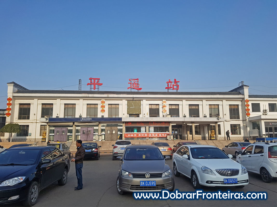 Estação de comboio trem de Jiexiu na China