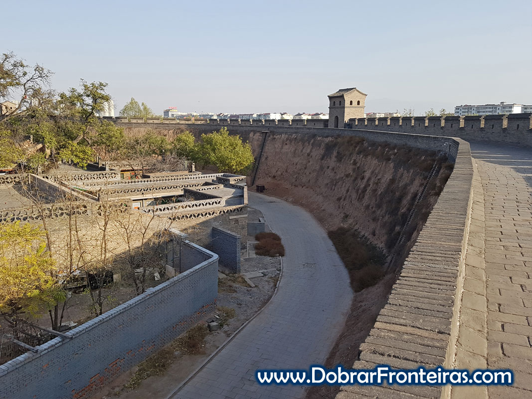 Interior da muralha da cidade de Pingyao na China