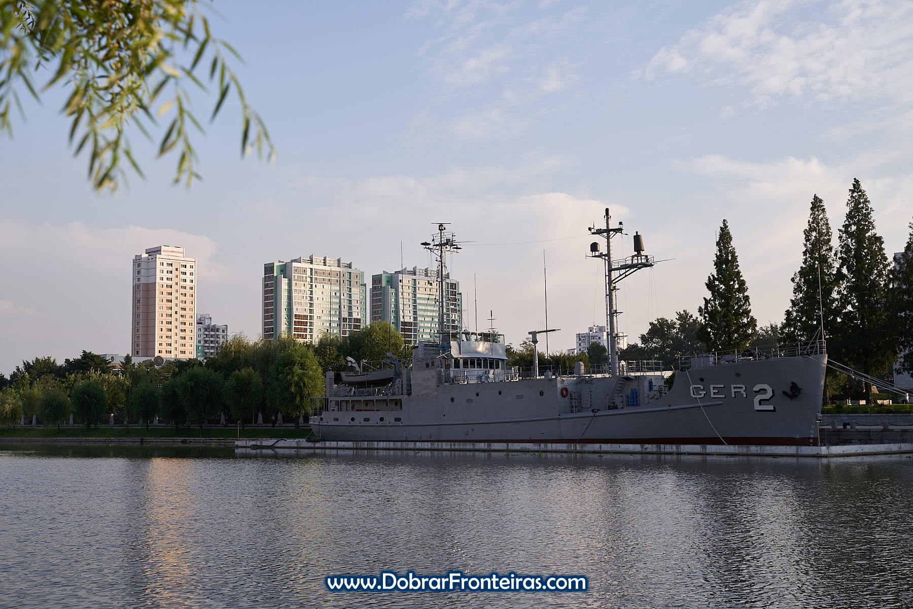 Navio espião americano USS Pueblo GER 2 em Pyongyang
