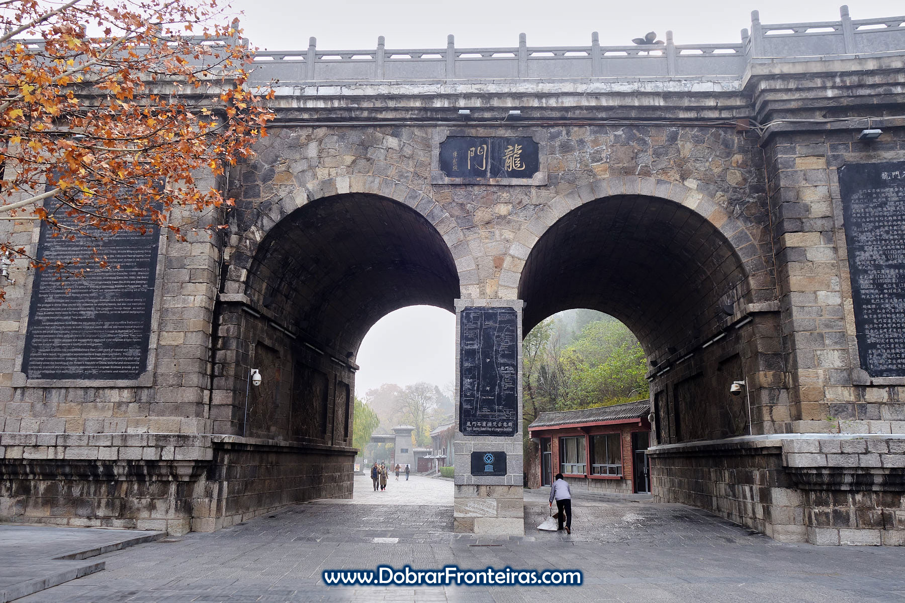 Portão de acesso a Longmen
