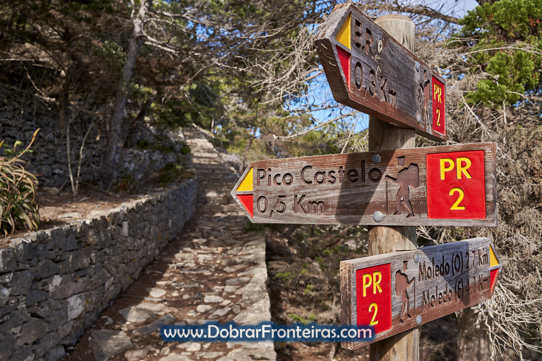 sinalização percurso pedestre ilha Porto Santo